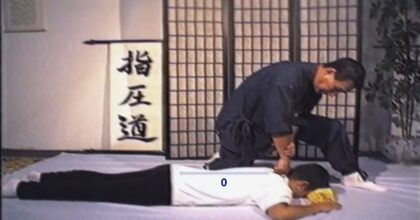 How to Shiatsu Back Massage (Namikoshi)