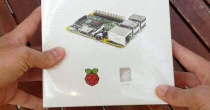 Raspberry Pi Starter Kit 2B Beginners Guide